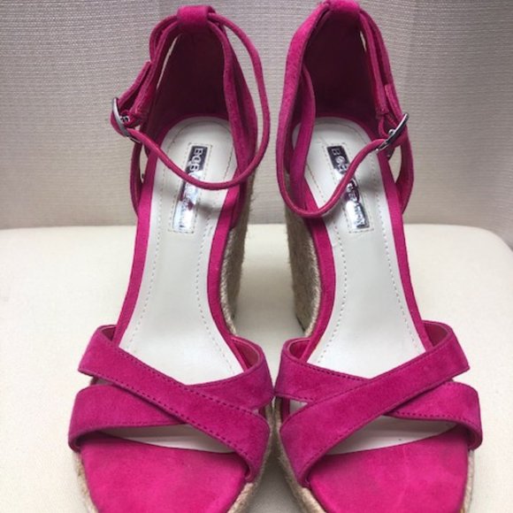 BCBG fuschia pink wedges heels - Picture 2 of 2